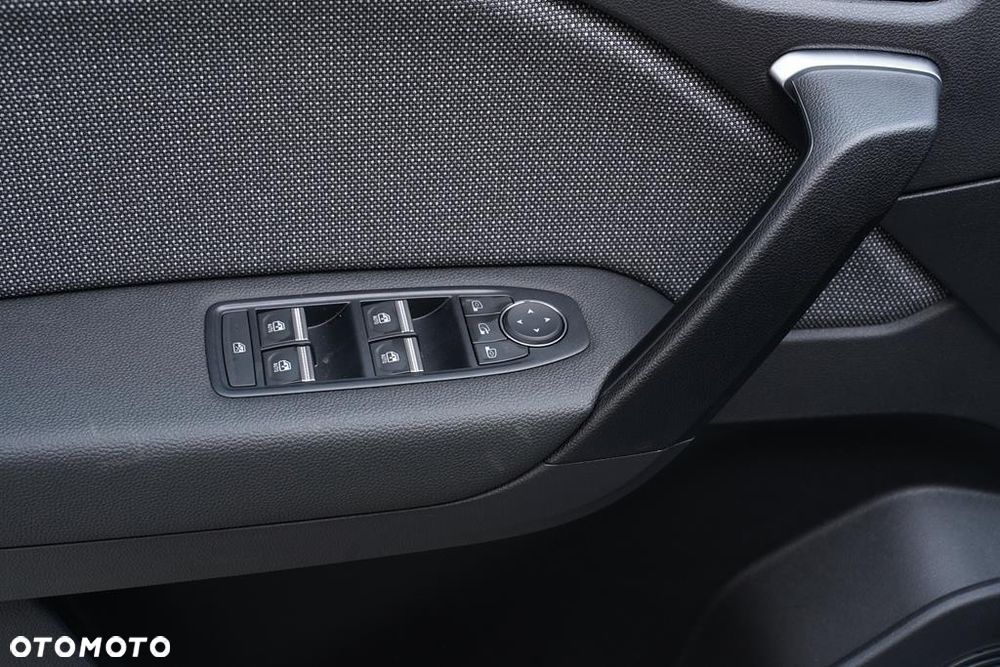 Renault Captur 1.2 TCe Techno - 9