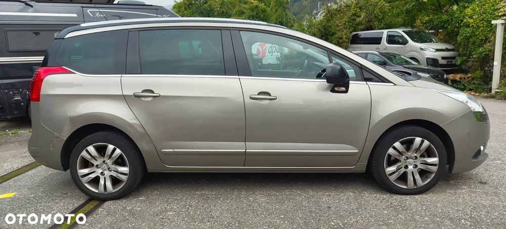 Peugeot 5008 1.6 THP Allure 7os - 5