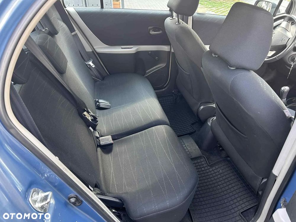 Toyota Yaris 1.3 Luna A/C - 10