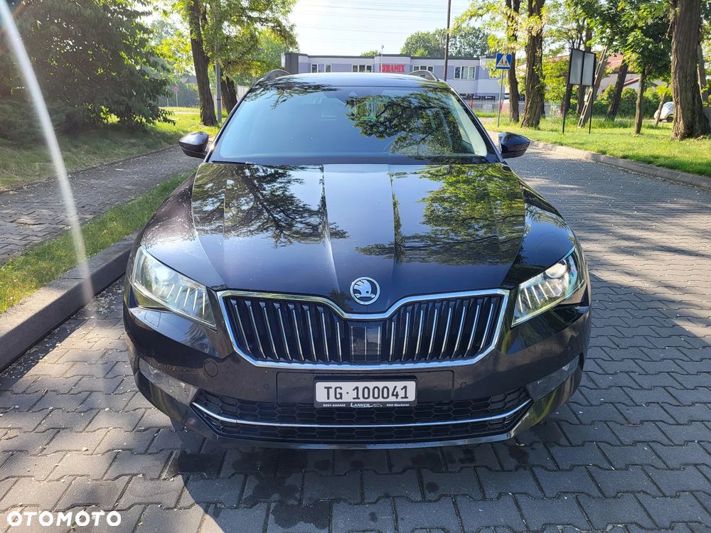 Skoda Superb 2.0 TDI 4x4 DSG Ambition - 8