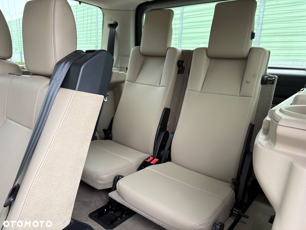 Land Rover Discovery 3.0 V6 SC HSE - 28