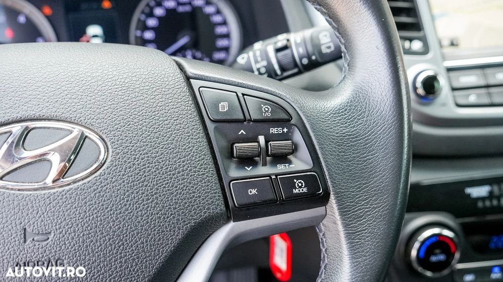 Hyundai Tucson 2.0 CRDI 2WD Style - 19