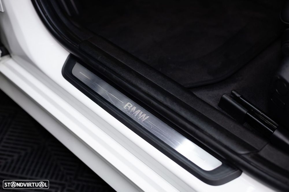 BMW 320 d Line Sport Auto - 43