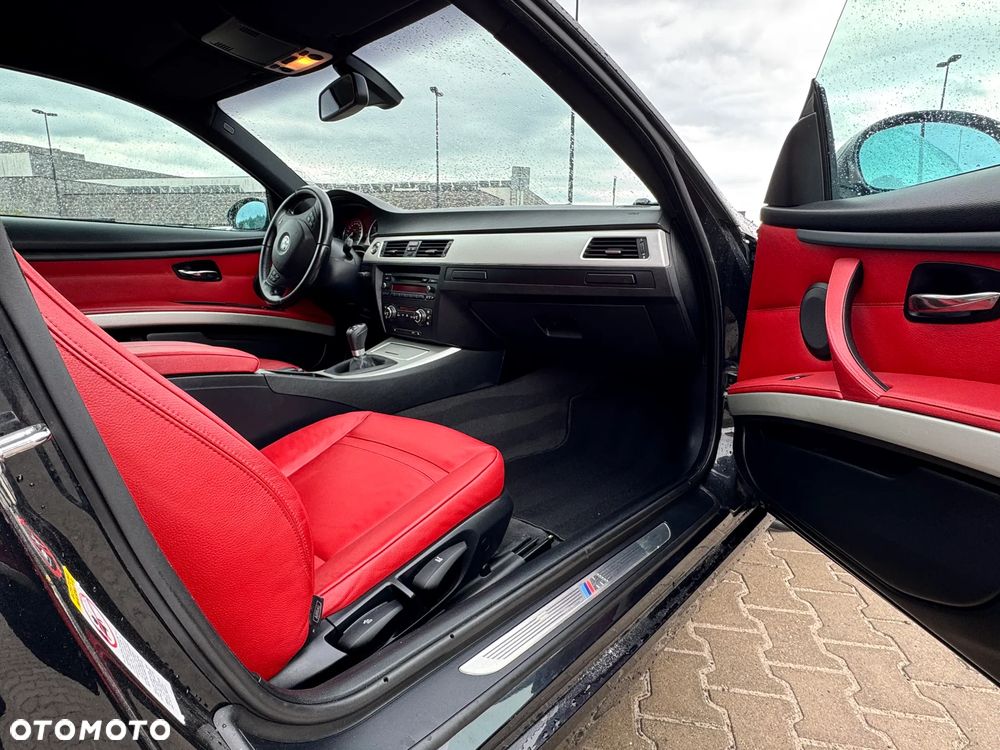 BMW Seria 3 320i Edition Exclusive - 9