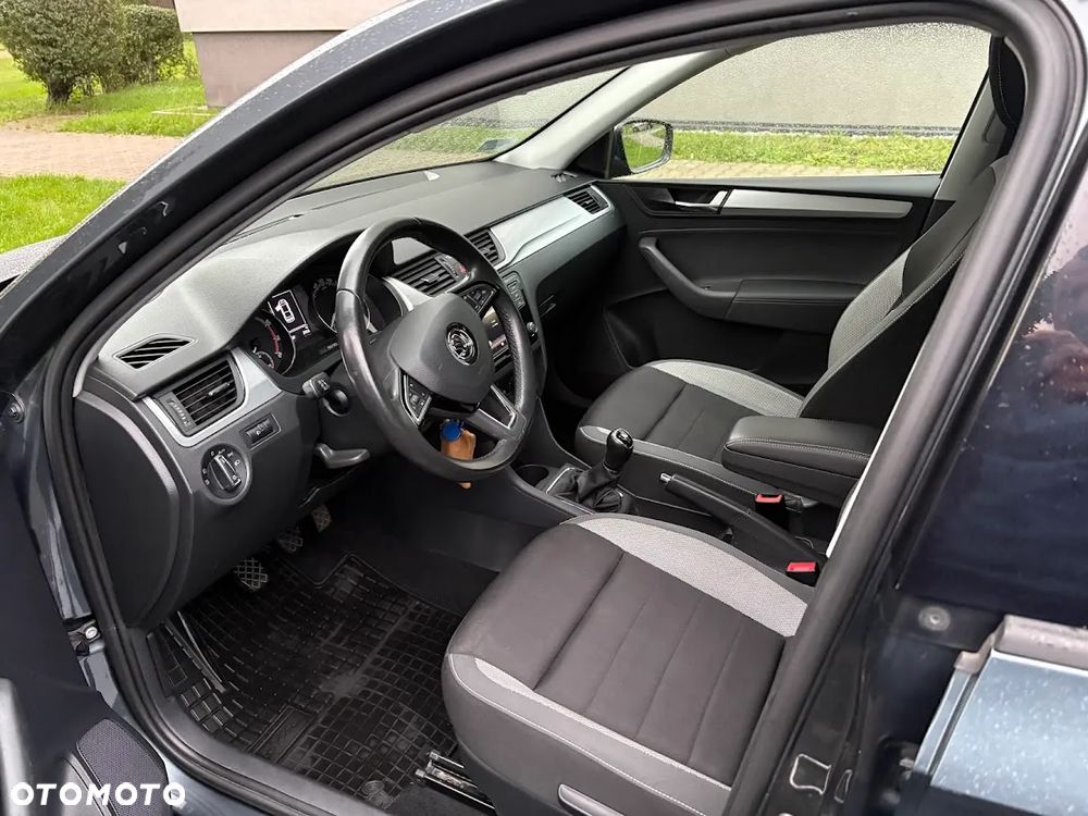 Skoda RAPID 1.0 TSI Ambition - 8