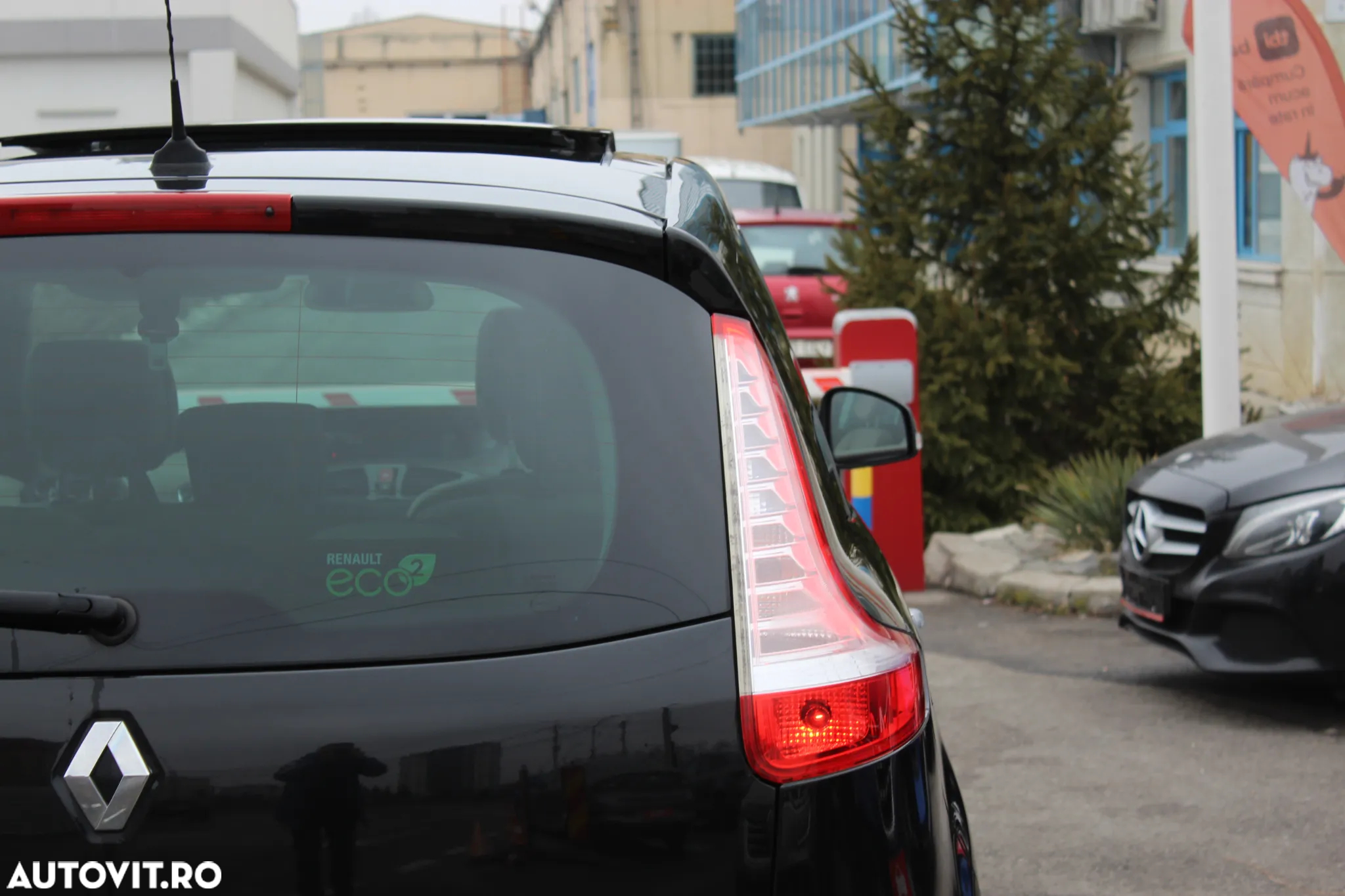 Renault Grand Scenic ENERGY dCi 130 S&S Bose Edition - 12