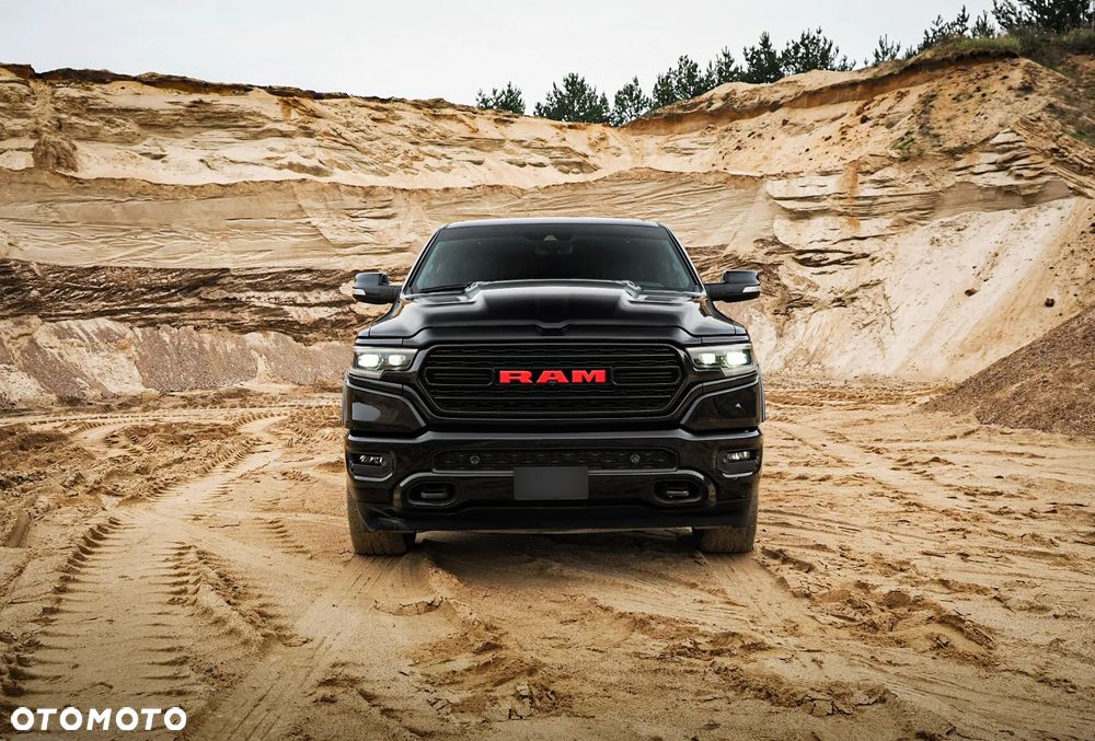 RAM 1500 5.7 eTorque Crew Cab Shortbed Limited Black - 6