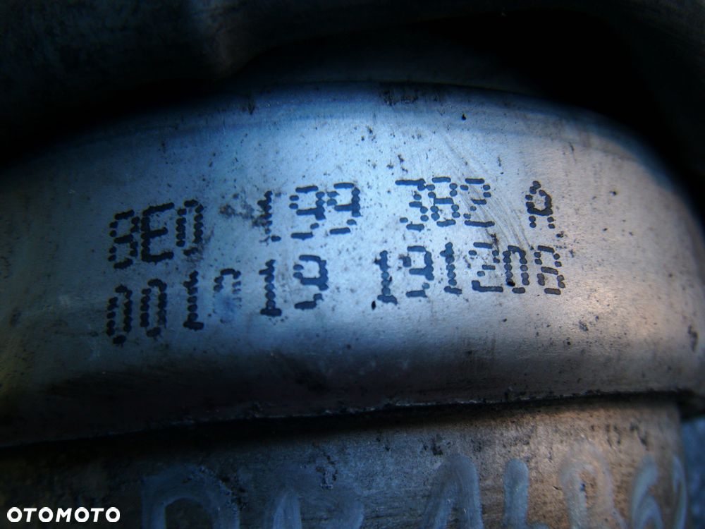 audi a4 b6 2.0b poduszka silnika 8e0199382a - 2