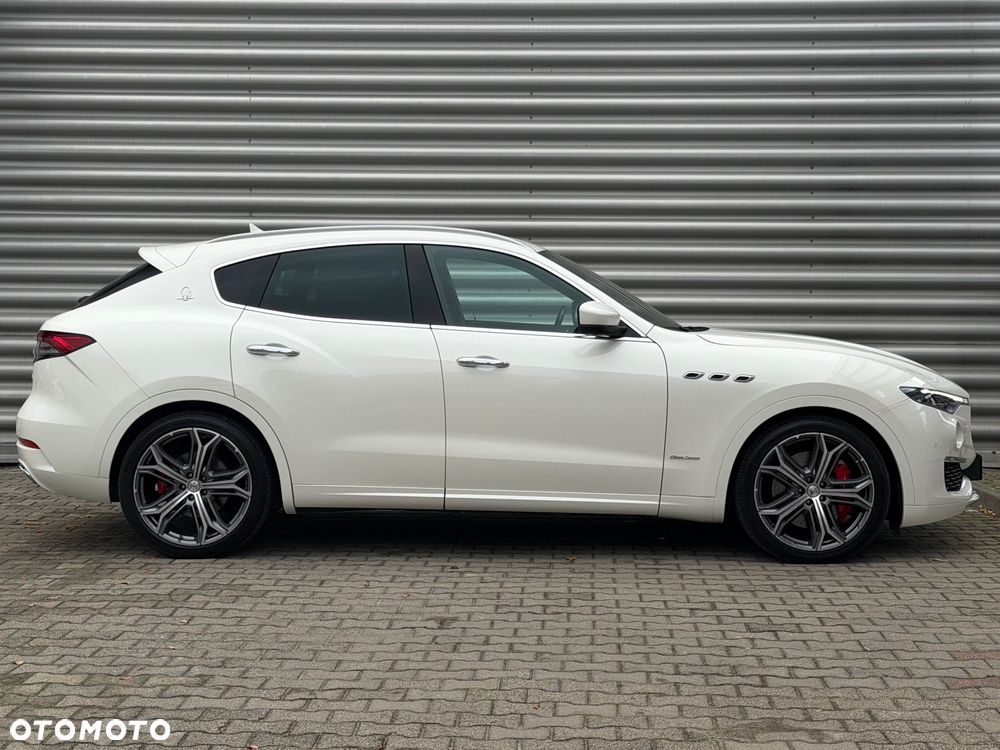 Maserati Levante S Q4 GranLusso - 8
