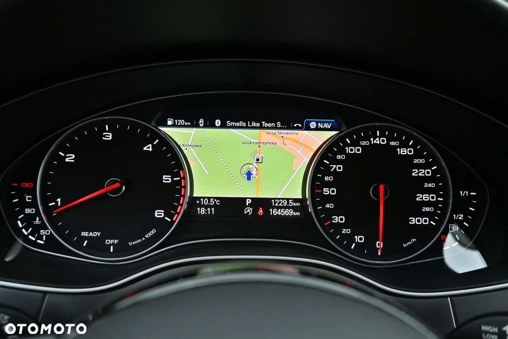 Audi A6 Avant 2.0 TDI ultra S tronic - 34