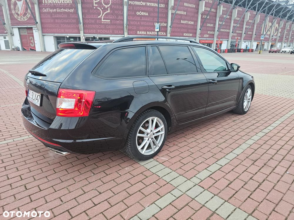 Skoda Octavia 2.0 TSI RS DSG - 2