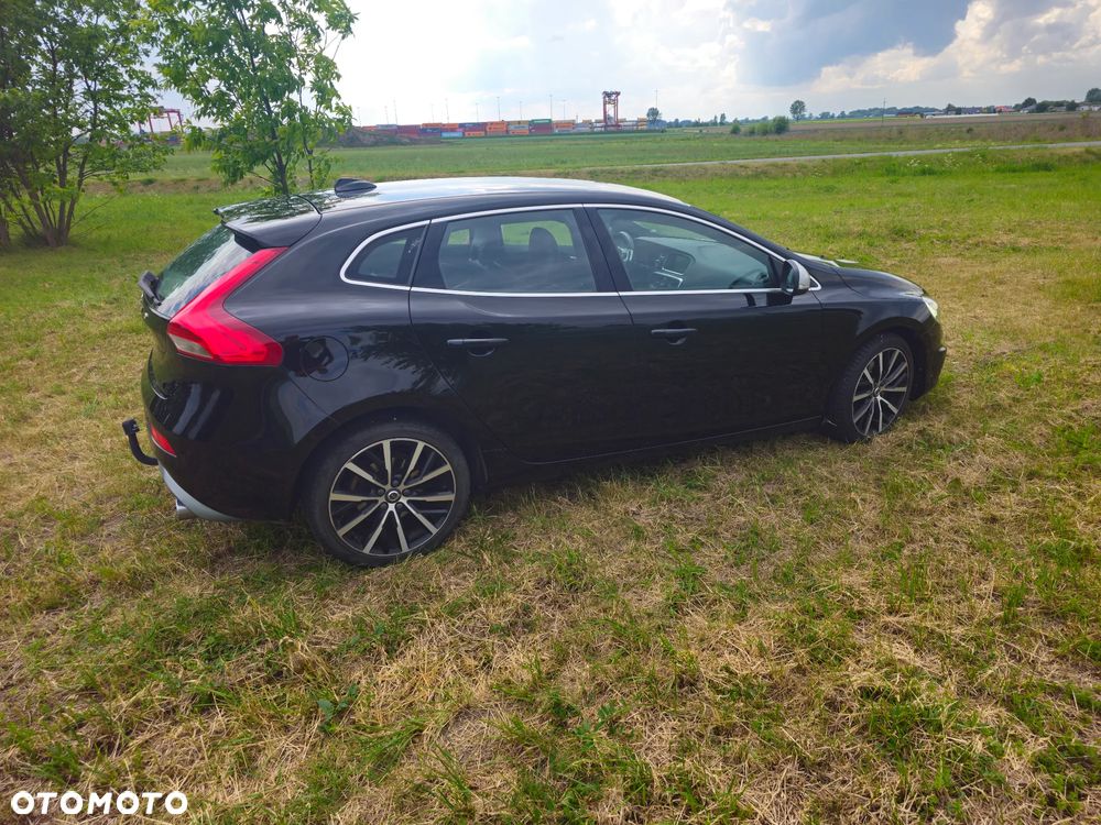 Volvo V40 D2 Drive-E SCR Momentum - 3