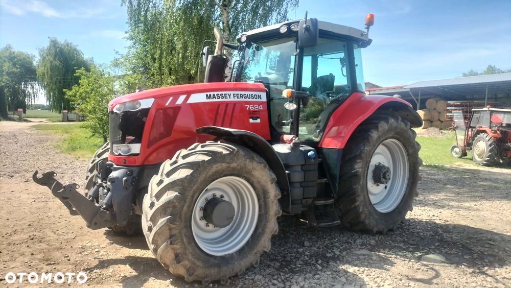 Massey Ferguson 7624 - 2
