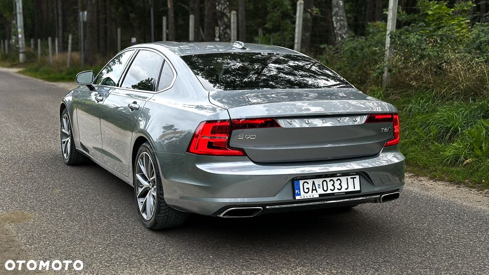 Volvo S90 T6 AWD Momentum - 4