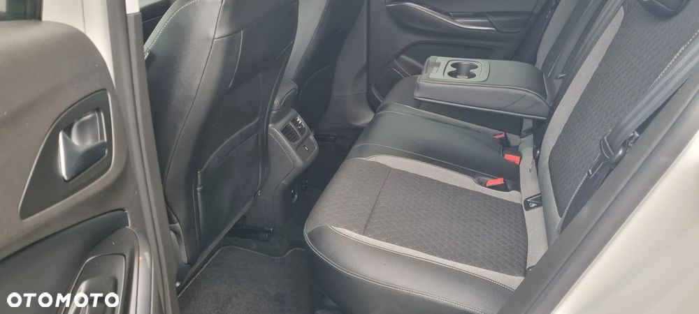 Opel Grandland X 1.2 T GPF Design Line S&S - 28