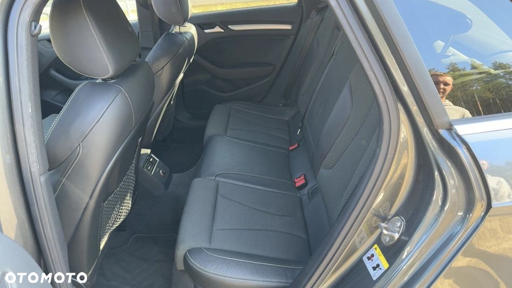 Audi A3 Sportback 2.0 TDI Edycja Specjalna - 17