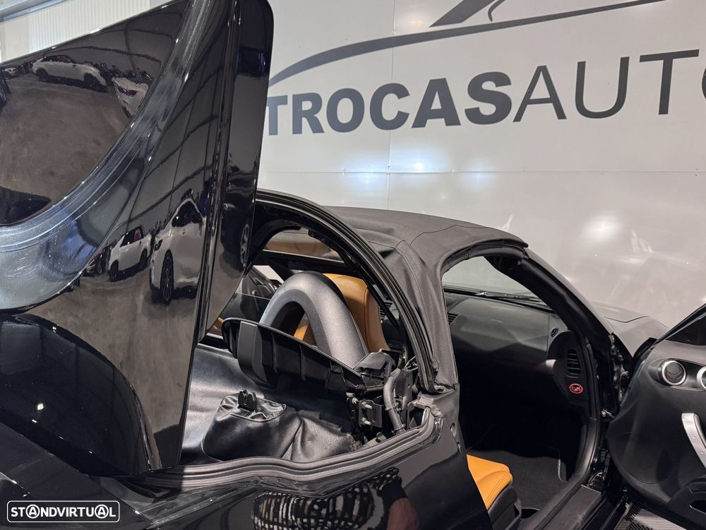 Nissan 350 Z Premium Pack - 16