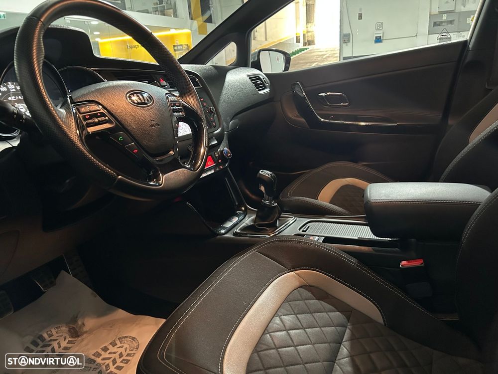 Kia Ceed 1.6 CRDi GT Line - 39