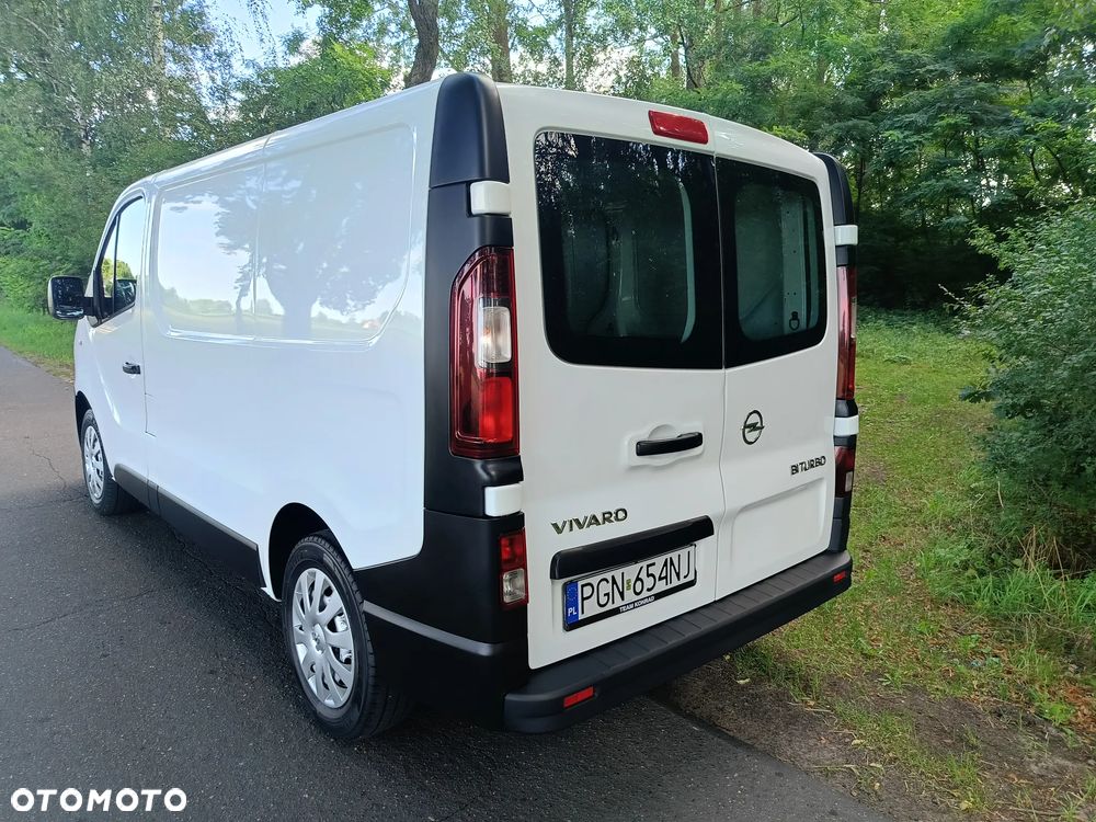 Opel Vivaro - 12