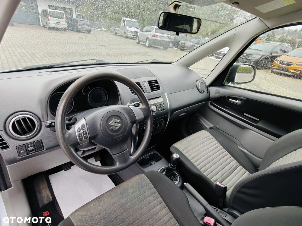 Suzuki SX4 1.6 VVT 4x4 Limited - 11