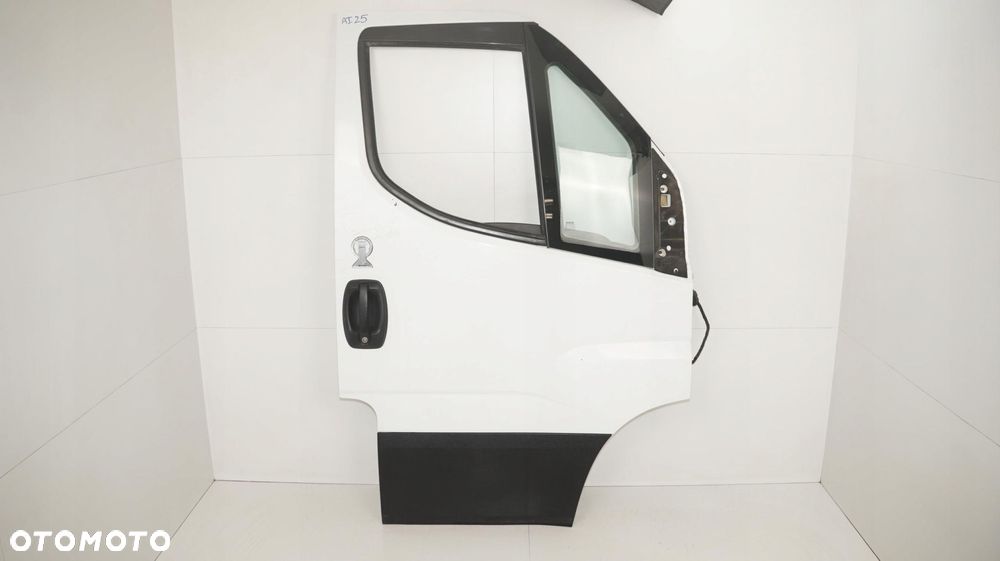 DRZWI PRAWY PRZÓD IVECO DAILY IV 16R - 1