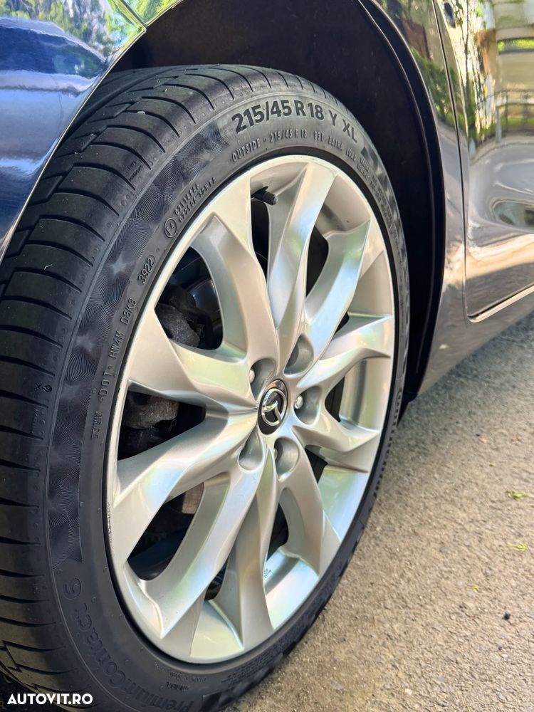 Mazda 3 SKYACTIV-D 150 Automatik Sports-Line - 8