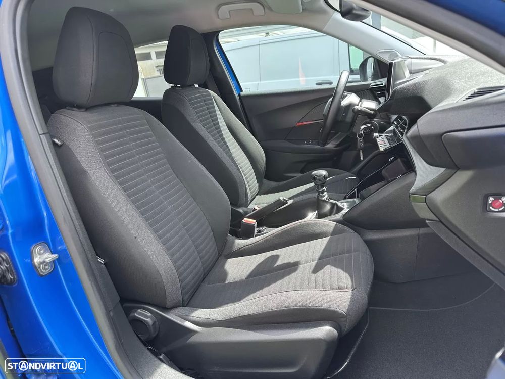 Peugeot 2008 1.2 PureTech Allure Pack - 54