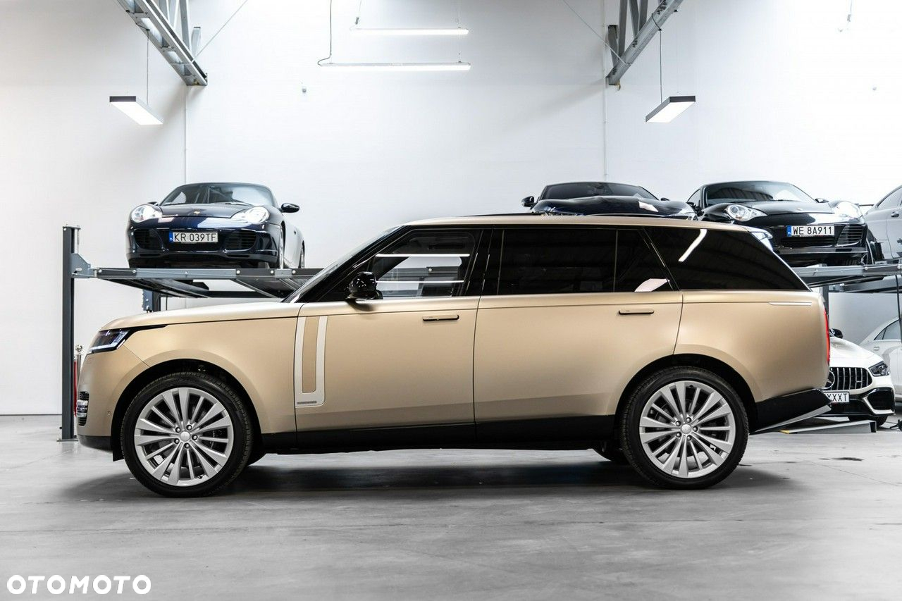 Land Rover Range Rover 4.4 V8 P535 LWB First Edition - 8