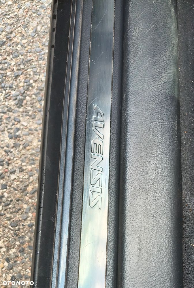 Toyota Avensis 2.0 VVT-i Prestige - 21