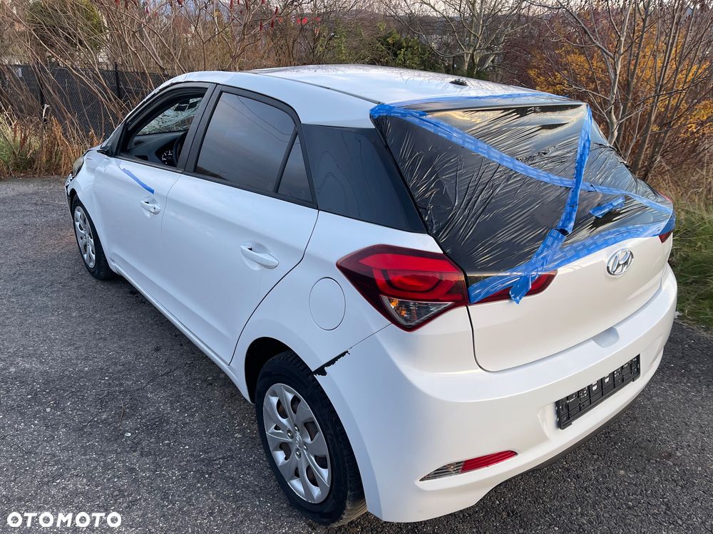Hyundai i20 1.1 CRDi BlueDrive Fresh - 4