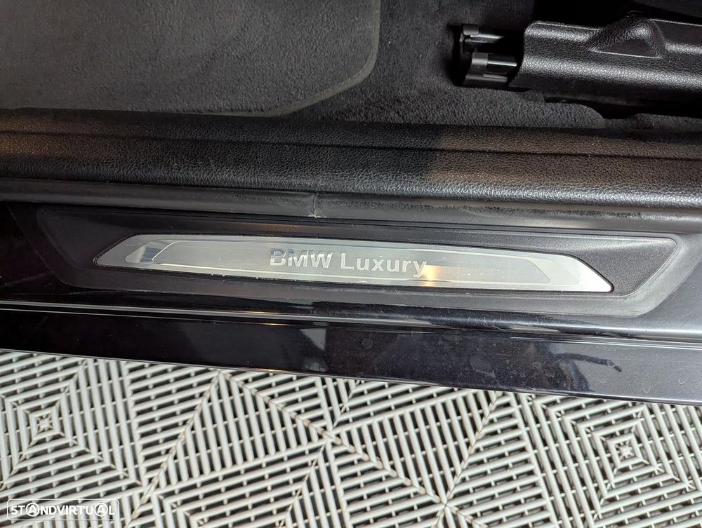 BMW 320 d Auto Line Luxury - 21