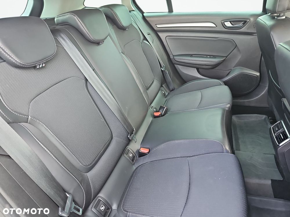 Renault Megane 1.5 Blue dCi Intens - 15