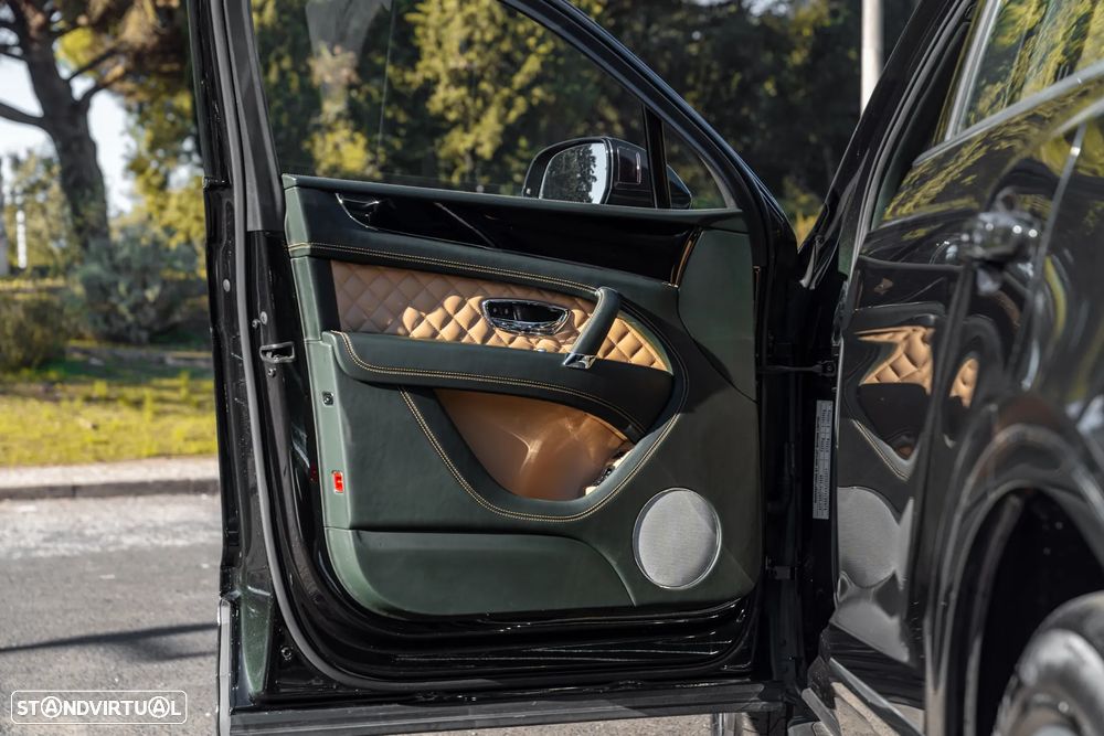 Bentley Bentayga V8 - 11