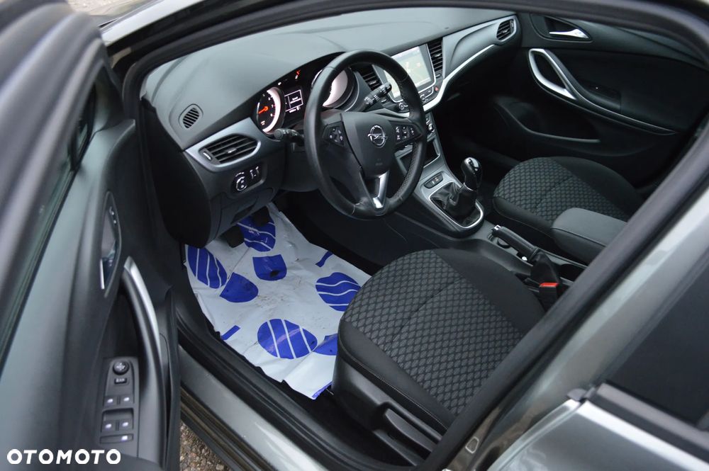 Opel Astra 1.4 T Enjoy - 7