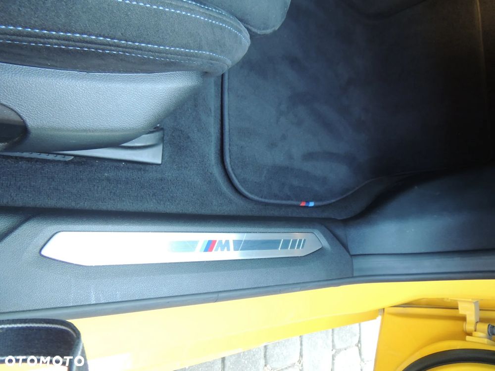 BMW Seria 2 220d xDrive - 14