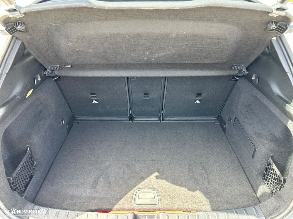 Mercedes-Benz GLA 250 - 31