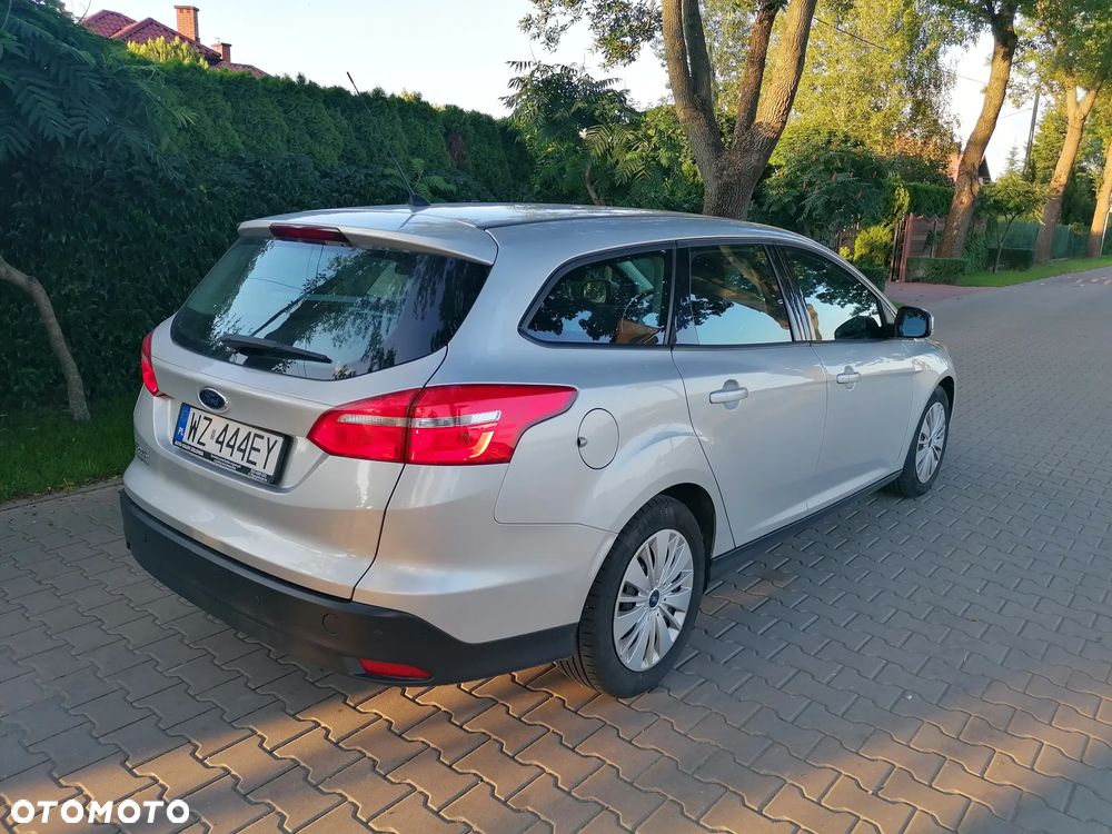 Ford Focus 1.5 TDCi Trend - 4