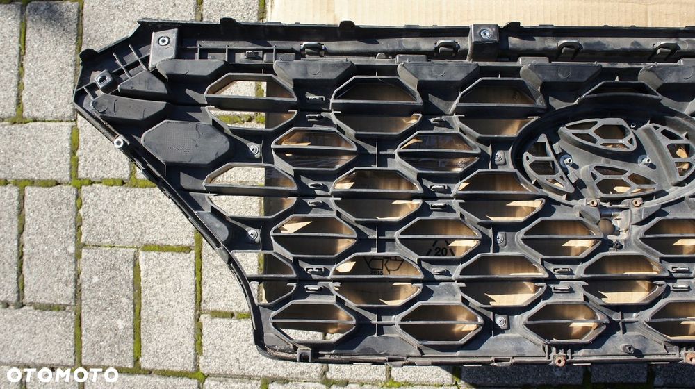 ATRAPA PRZEDNIA GRILL HYUNDAI SANTA FE IV - 10