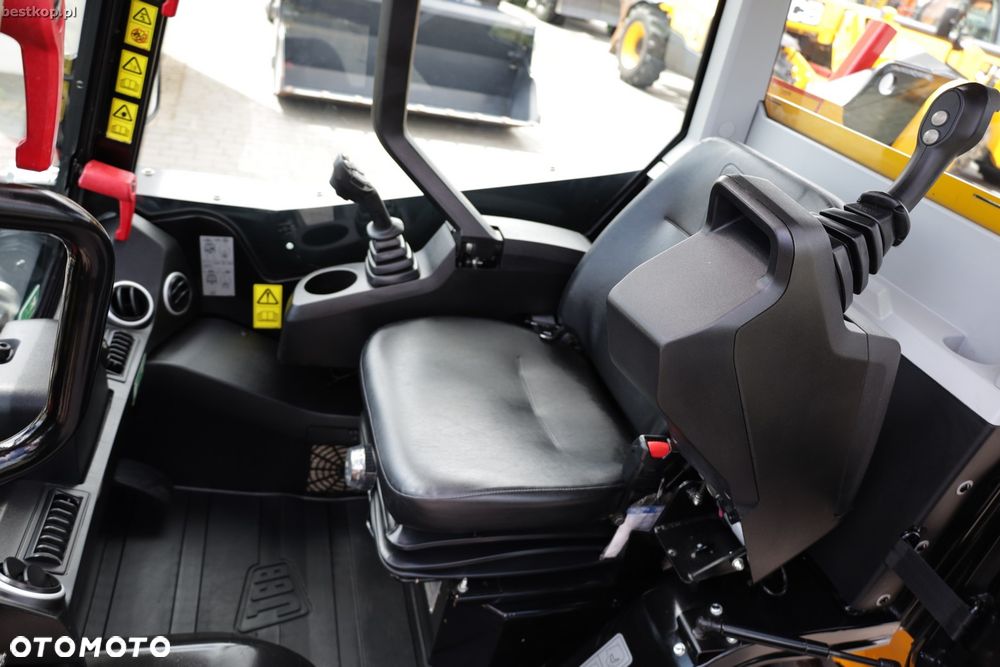JCB 155 Miniładowarka Skid steer - 22
