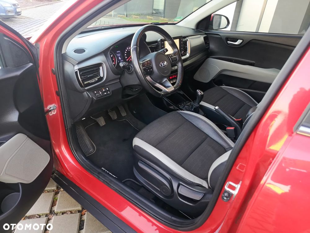 Kia Stonic 1.0 T-GDI 120 Platinum Edition - 9