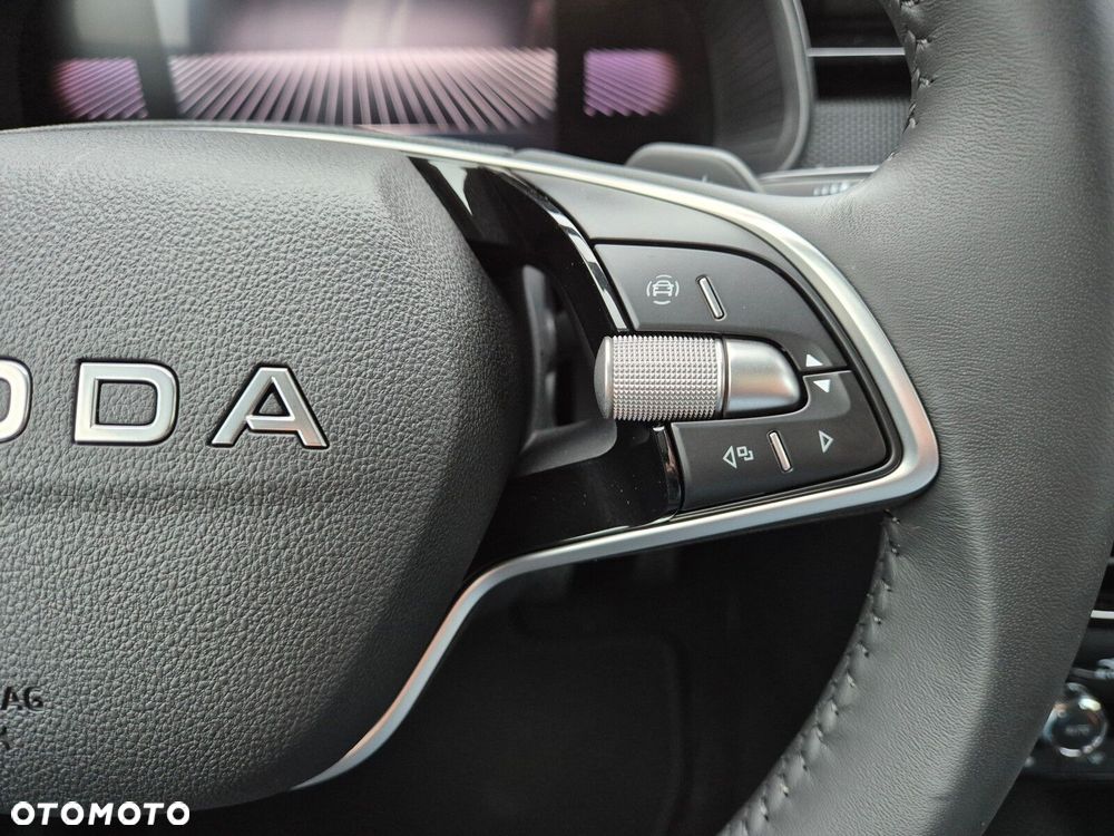 Skoda Scala 1.0 TSI Edition 130 DSG - 32