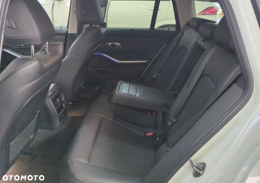 BMW Seria 3 - 7