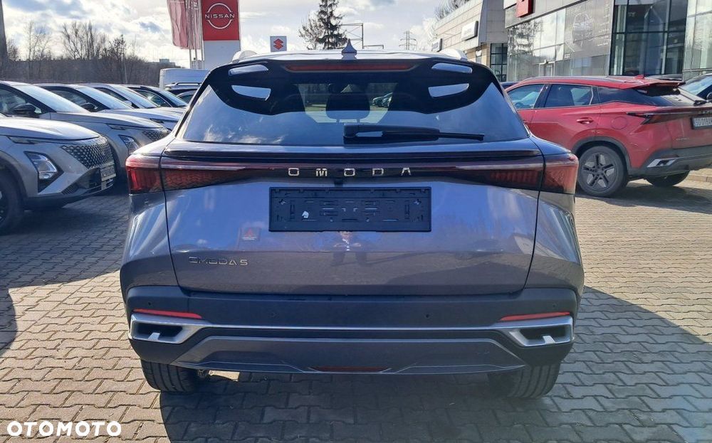 Omoda 5 - 6