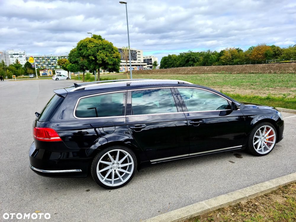 Volkswagen Passat 2.0 TDI Comfortline - 8