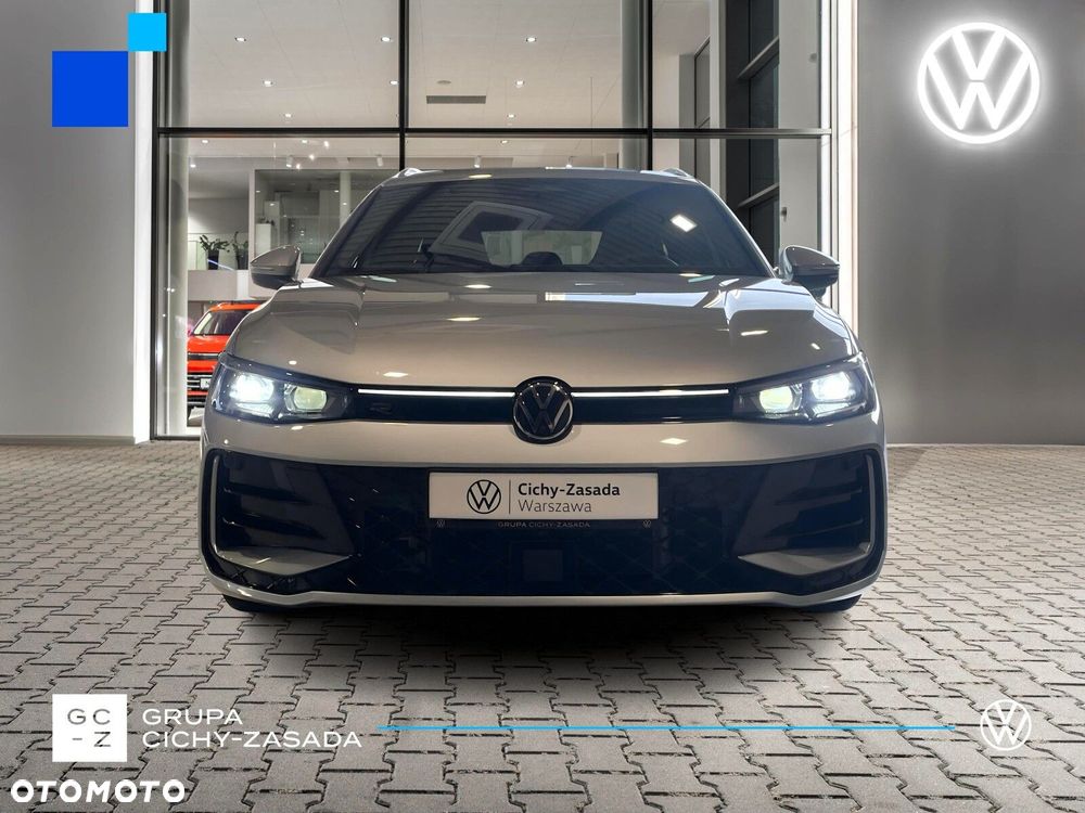 Volkswagen Passat - 9