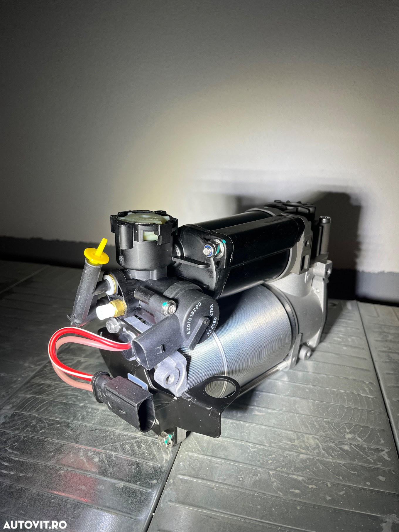 Compresor perne aer Mercedes s class e class r class cls ml Gla golf GLE/ GL/ Vitò / Viano / Sprinter w639 w906 w292  w211 w221 w222 w212 w218 - 15