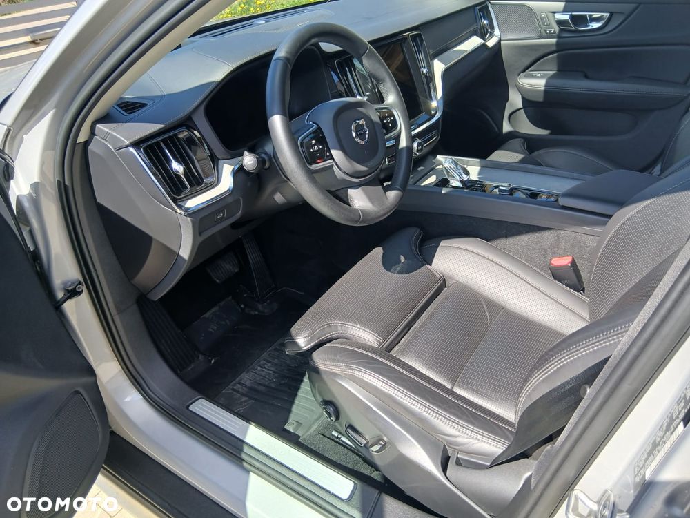 Volvo V60 T5 AWD Inscription - 8