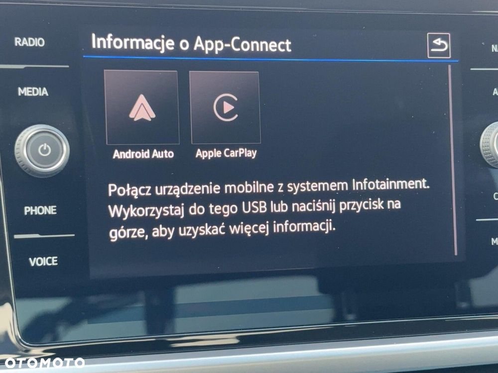 Volkswagen T-Roc 1.5 TSI Life DSG - 24