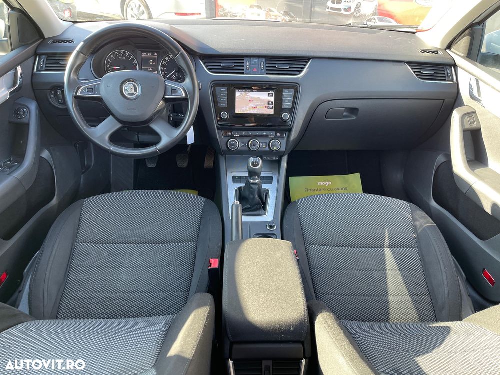 Skoda Octavia 1.6 TDI DPF Active Green tec - 6