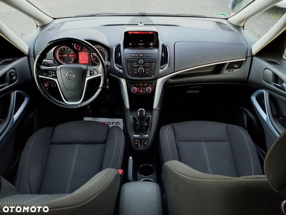 Opel Zafira - 21